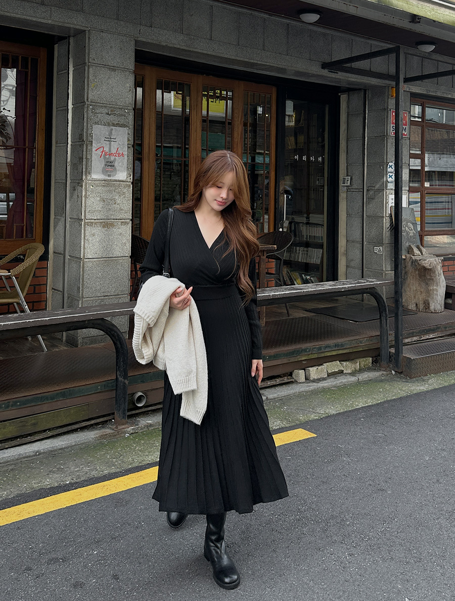 [EVELLET] Labinen wrap long knit dress