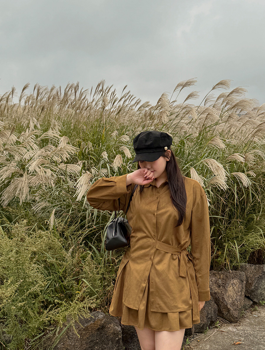 Onnyuh Suede wrap team shirt