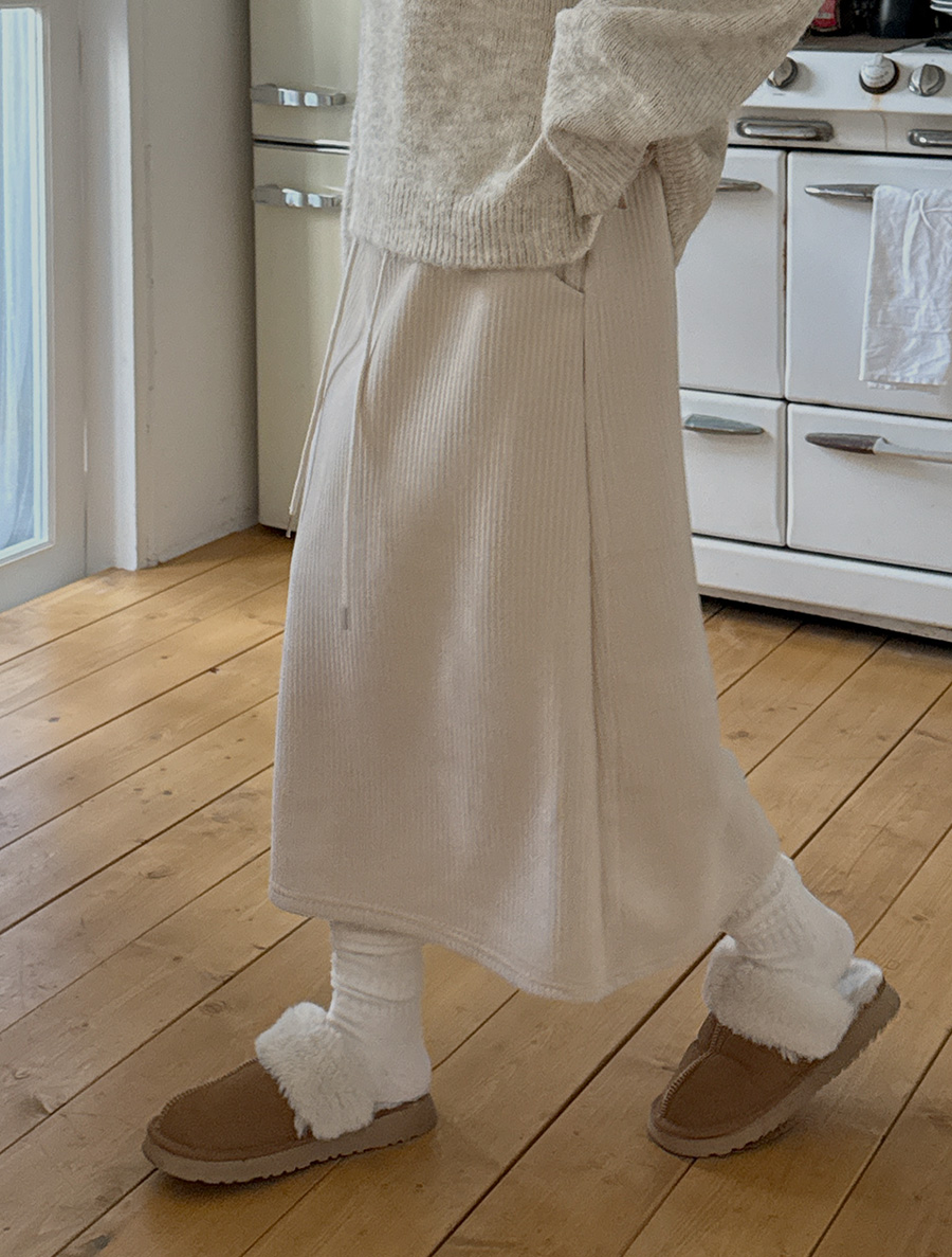 Maron Ribbed Waistband Long Skirt