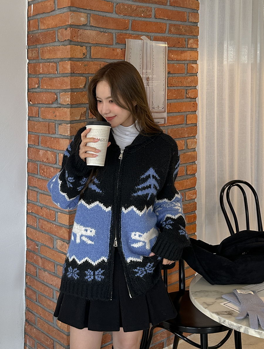 Chantha Nordic Wool Knit Zip up