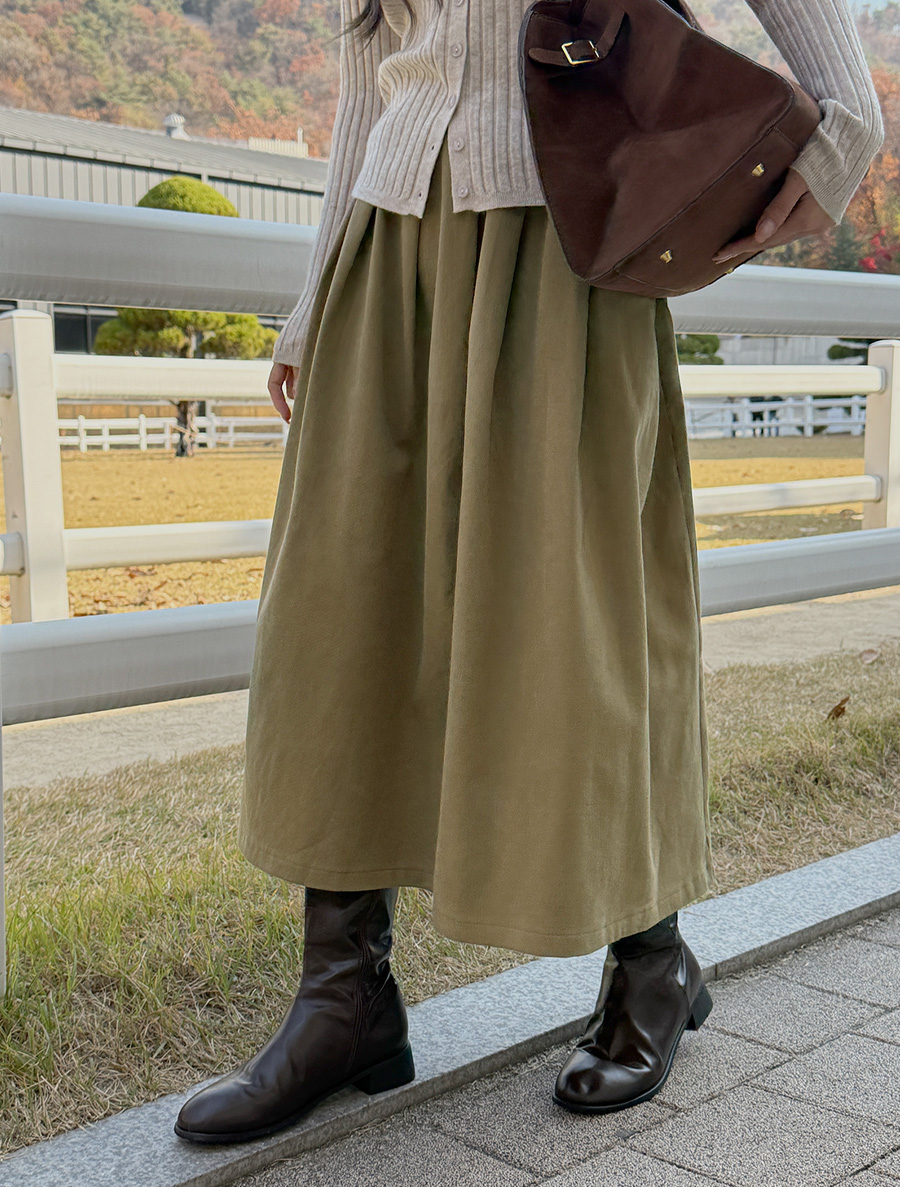 Jinet Peach Fleece Pin Tuck Flare Long Skirt