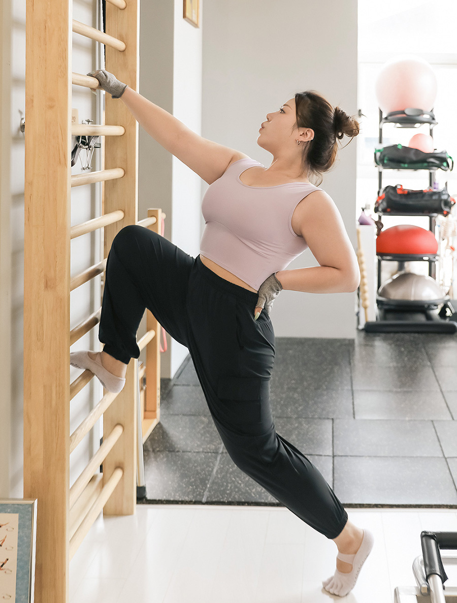 [EVELLET] Oldeli Multi-Fit Coolspan Jogger Pants