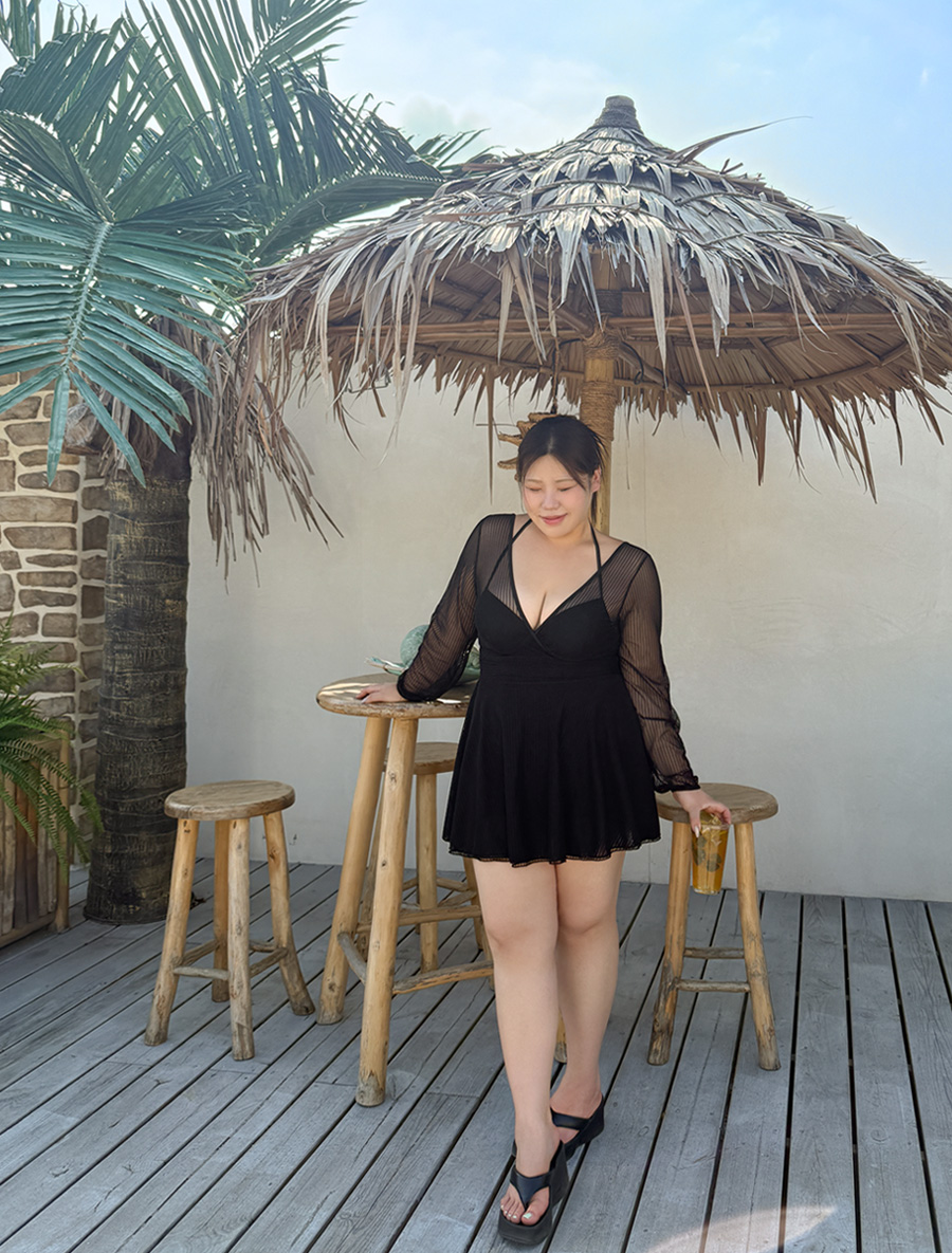 [EVELLET] Rotine See-through look Halter Dress Swimsuit