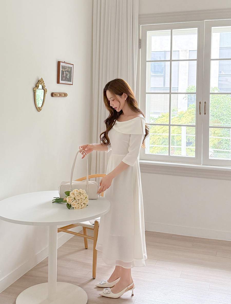 [EVELLET] Kemua Off shoulder organza Long Dress