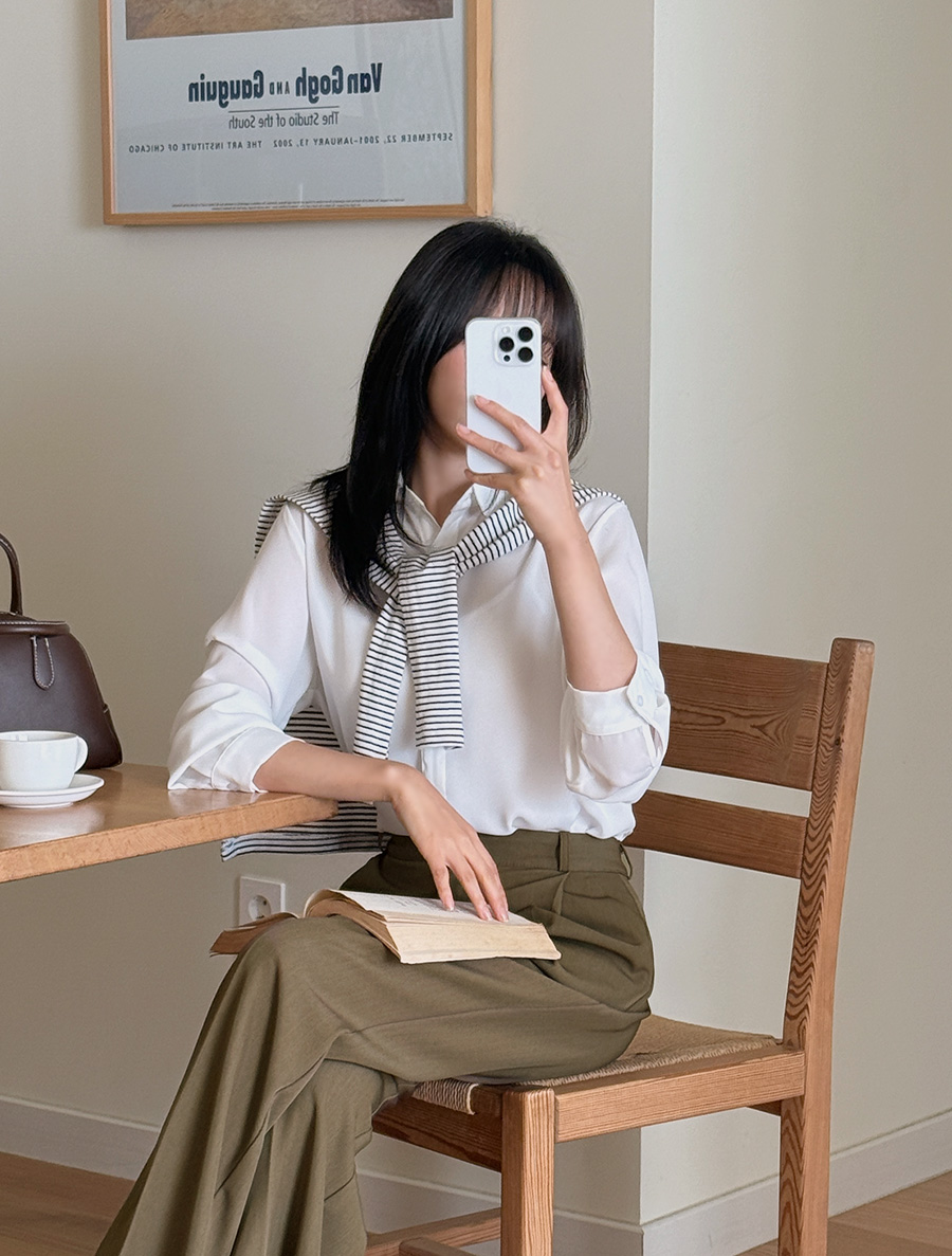 [EVELLET] Leiren Basic Chiffon Blouse