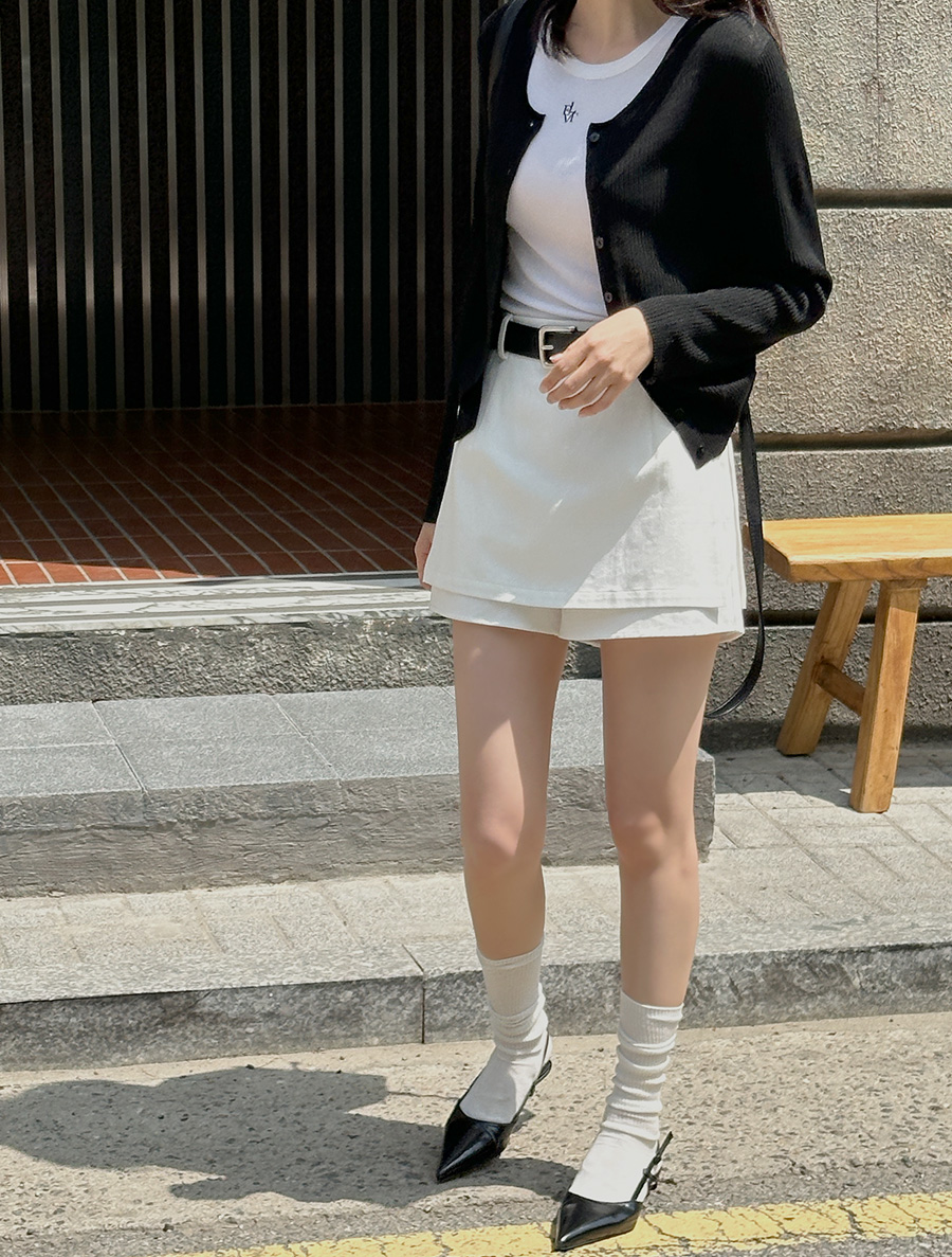 [EVELLET] Newt A Cotton Mini Pants Skirt