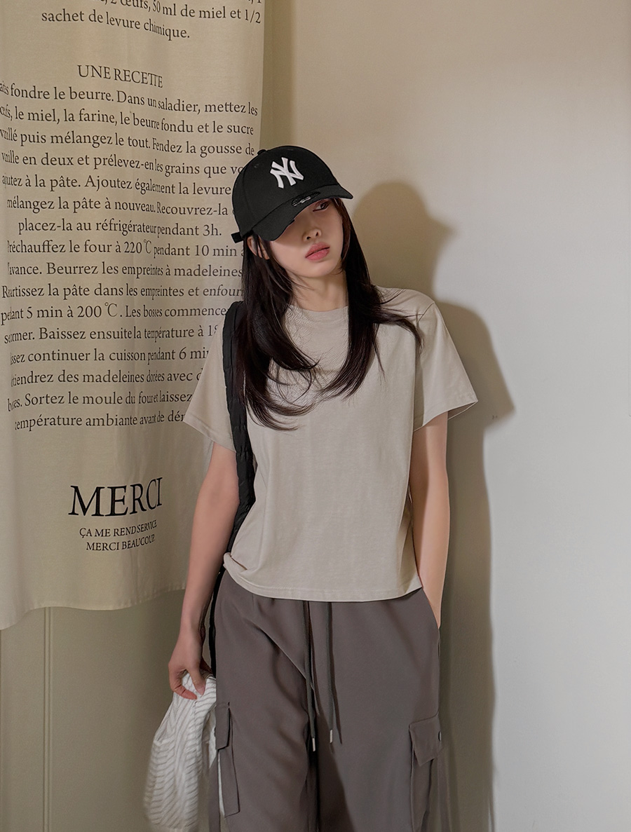 [EVELLET]Ova Cotton Basic T-shirt