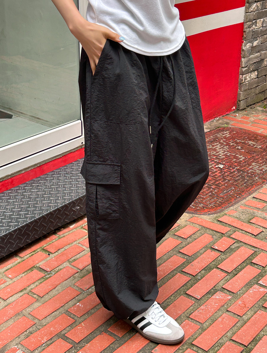 [EVELLET] Mubed Coumedin Cargo string Waistband Pants