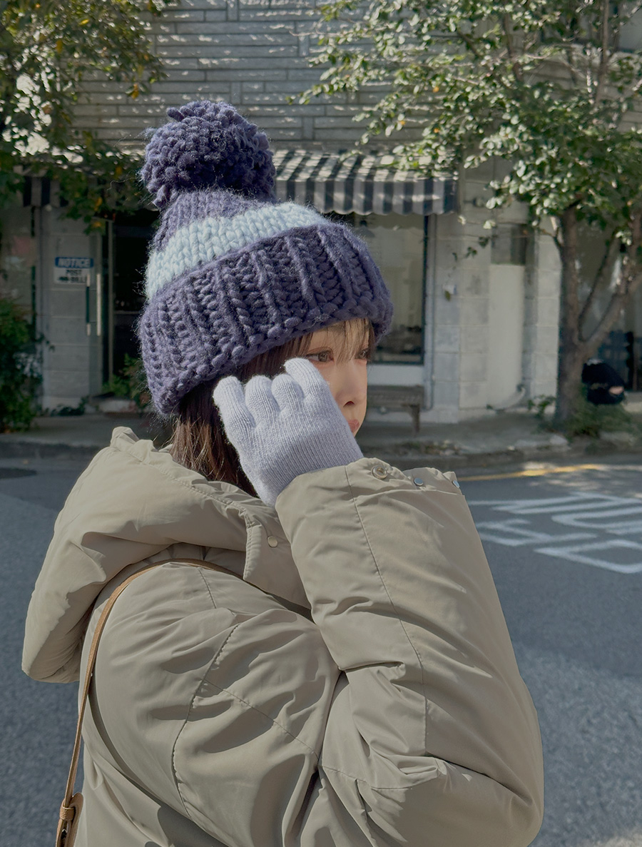 Uttah Wool Contrast Droplets Knit Beanie