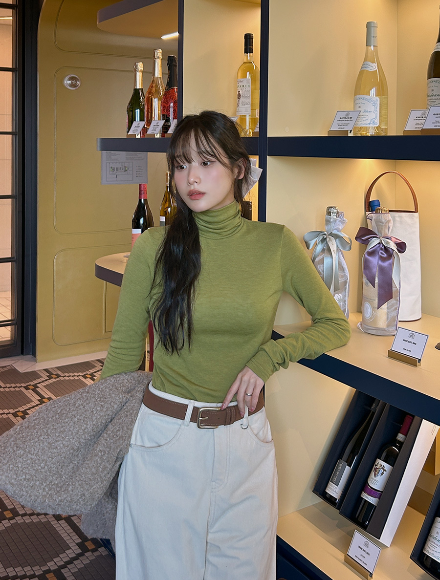 Dintmu Basic High neck T-shirt