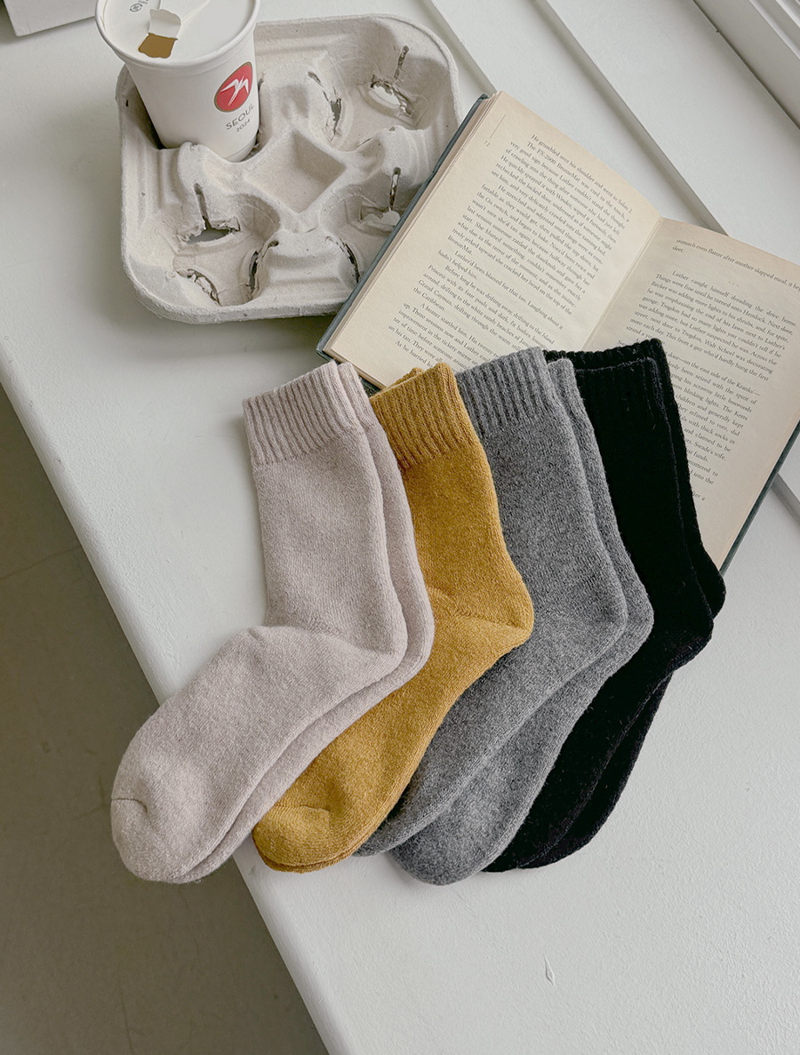 Fabiral Wool Knit Socks