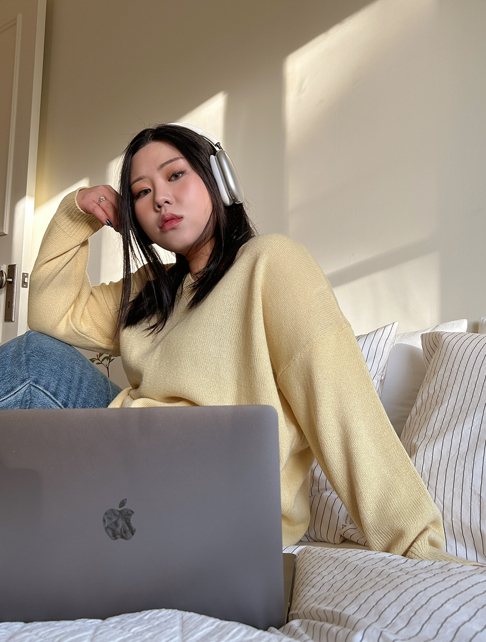 [EVELLET] Kendiang V-neck Long Knit