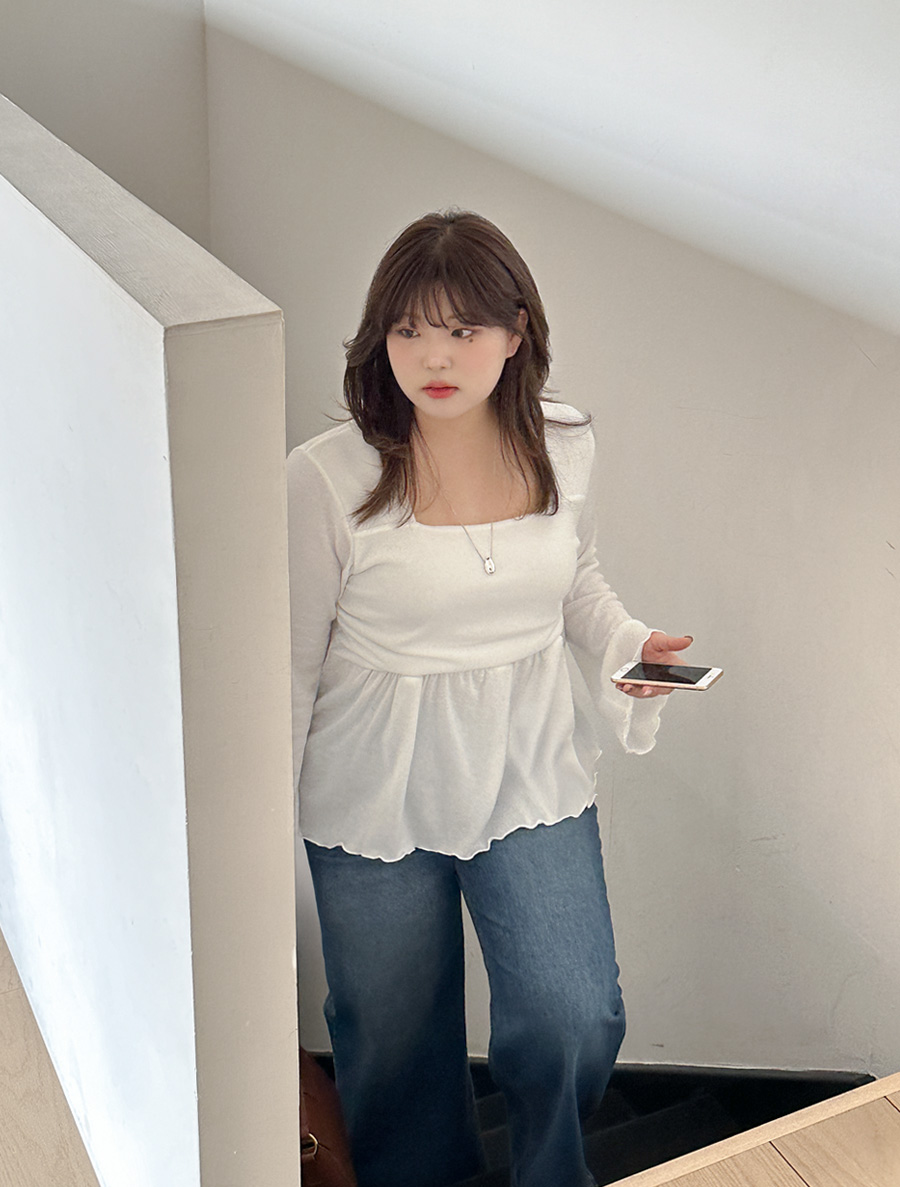 Boten shirring wave tee blouse