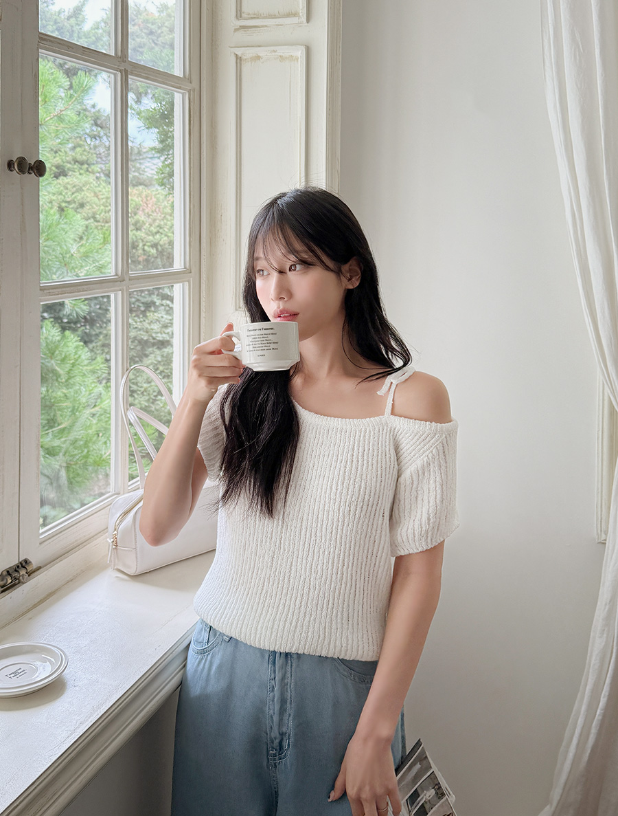 [EVELLET]LaTemu Off shoulder bowknot Knit
