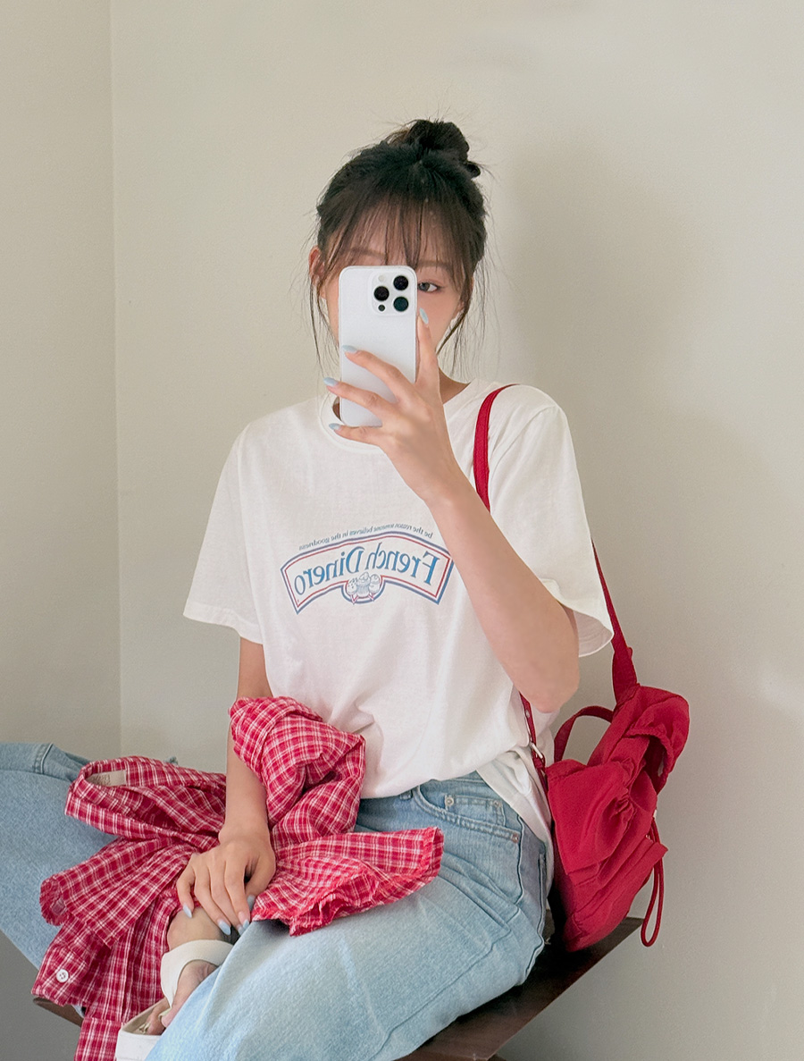 [EVELLET] Rope Graphic Print T-shirt