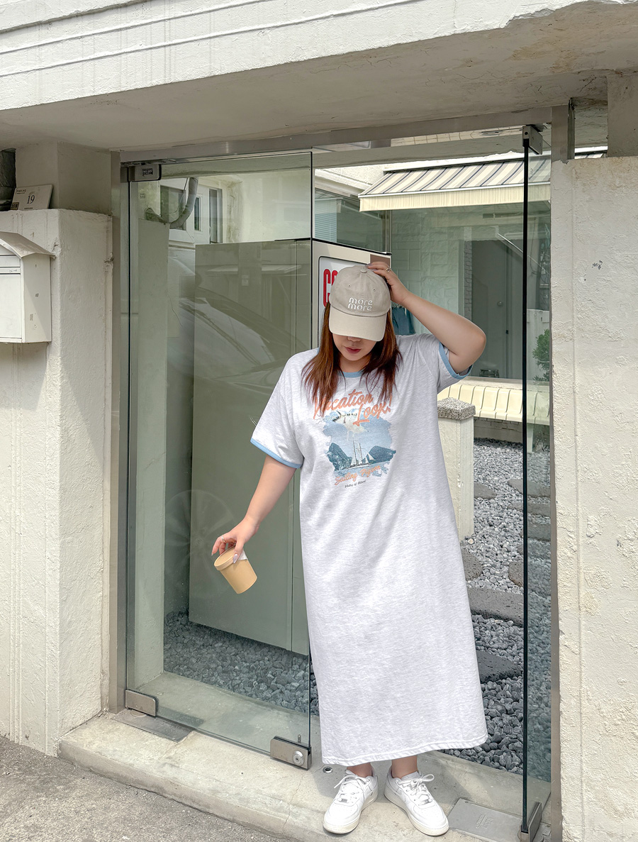 [EVELLET] Beckane Graphic Print Contrast Long Dress