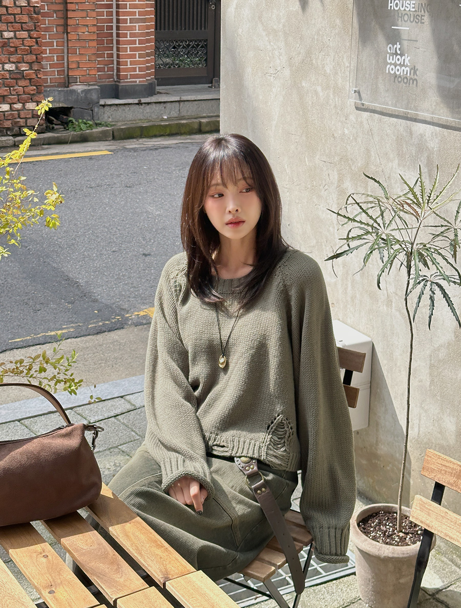 [EVELLET] Oldemu Vintage Crop Knit