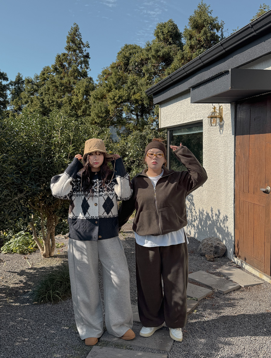 [EVELLET] Plimo Fleece String Zip Up