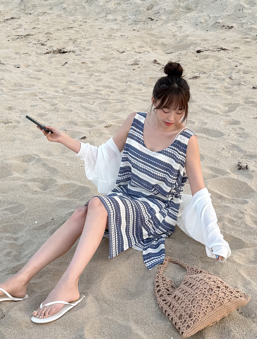 [EVELLET] Intia Crochet Dress